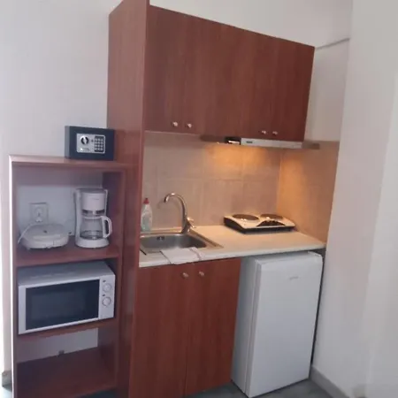 Sun -rise Daire Perissa (Santorini)