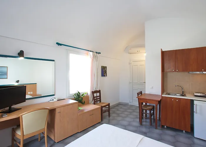 Sun -rise * Perissa (Santorini)